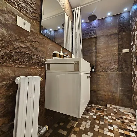Downtown Loft شقة ميلان